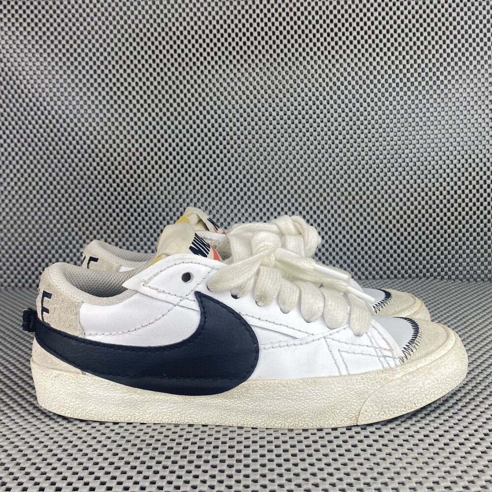Nike Blazer Sneakers Adult Size 6.5 White Black Logo Lace Up Low Top